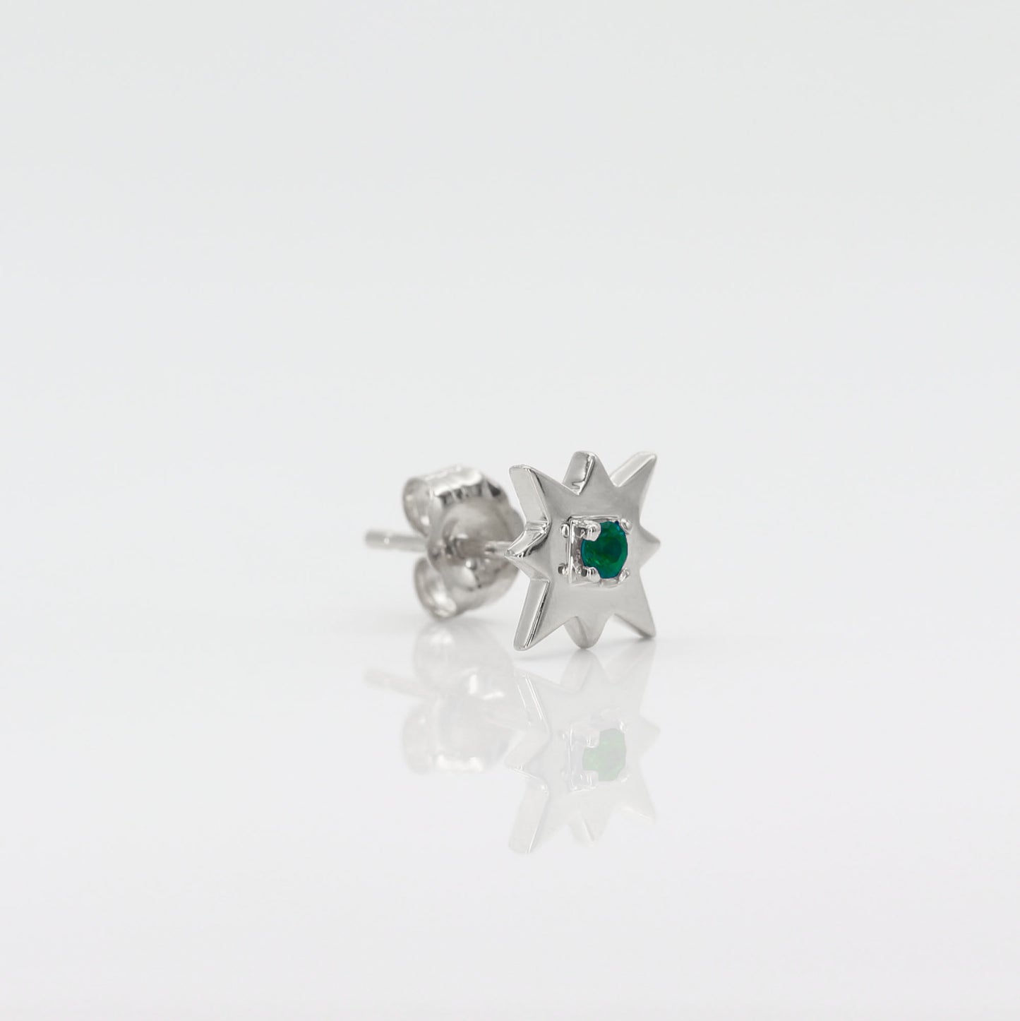 14K EMERALD STAR EARRING