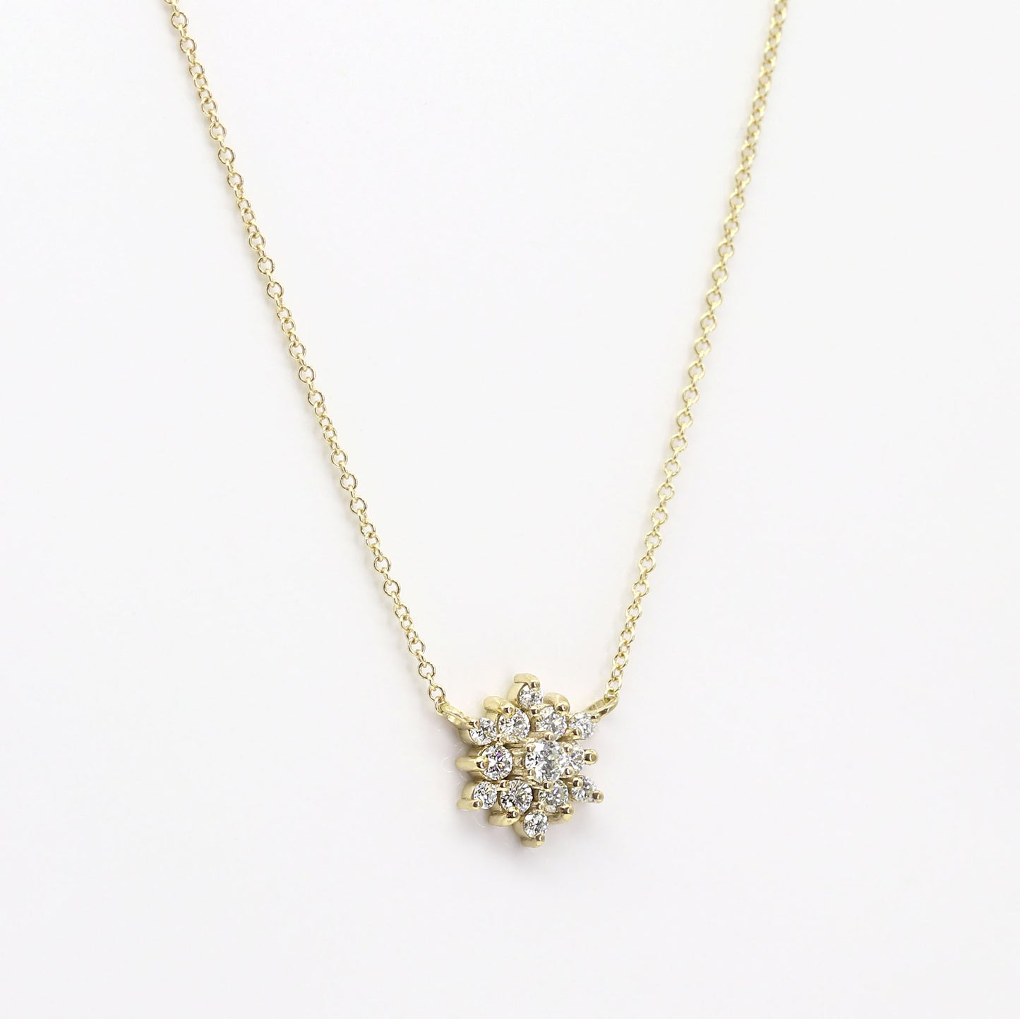 14K 0.38CT DIAMOND SNOWFLAKE NECKLACE