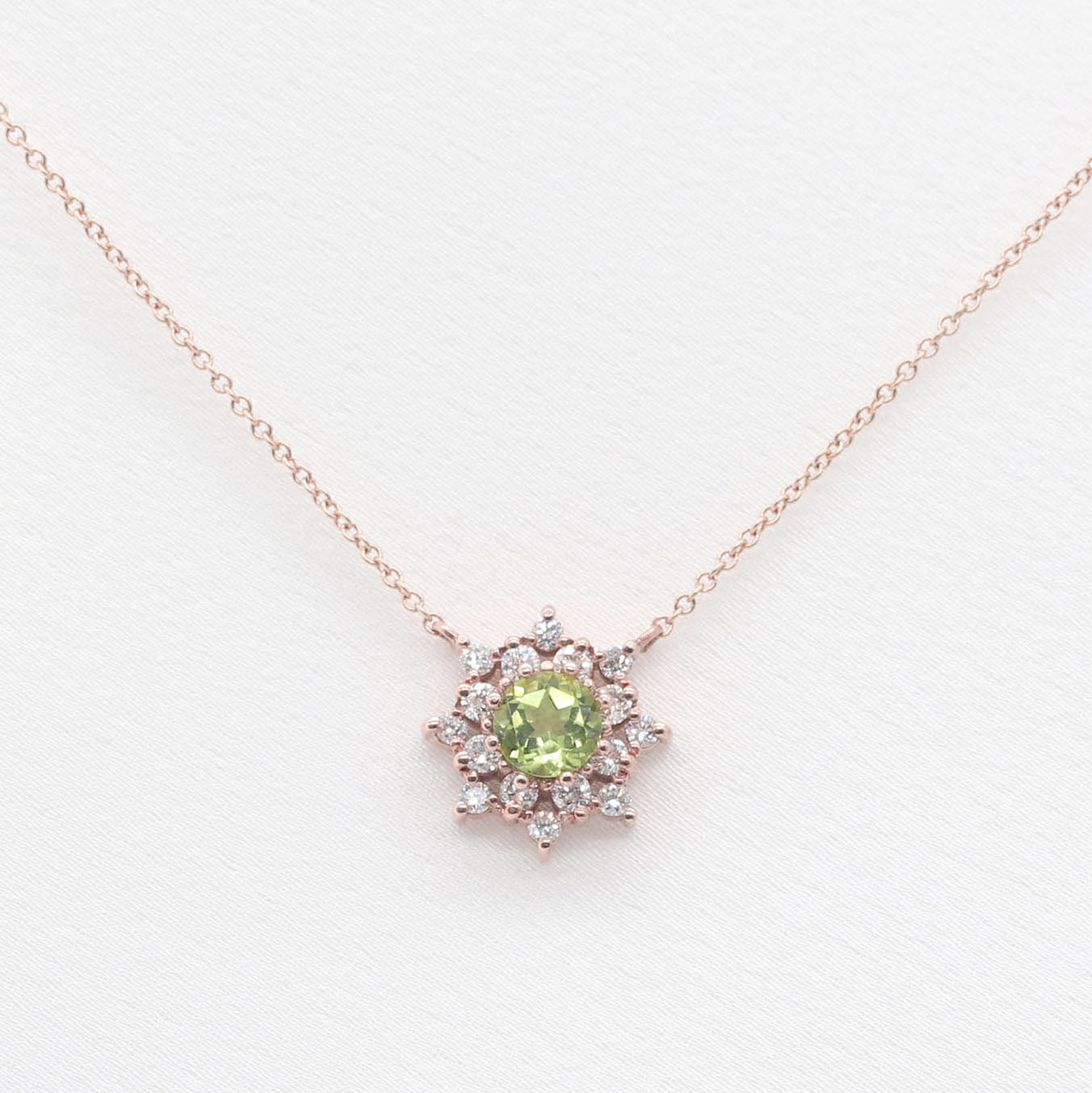 14K PERIDOT DIAMOND FLOWER NECKLACE