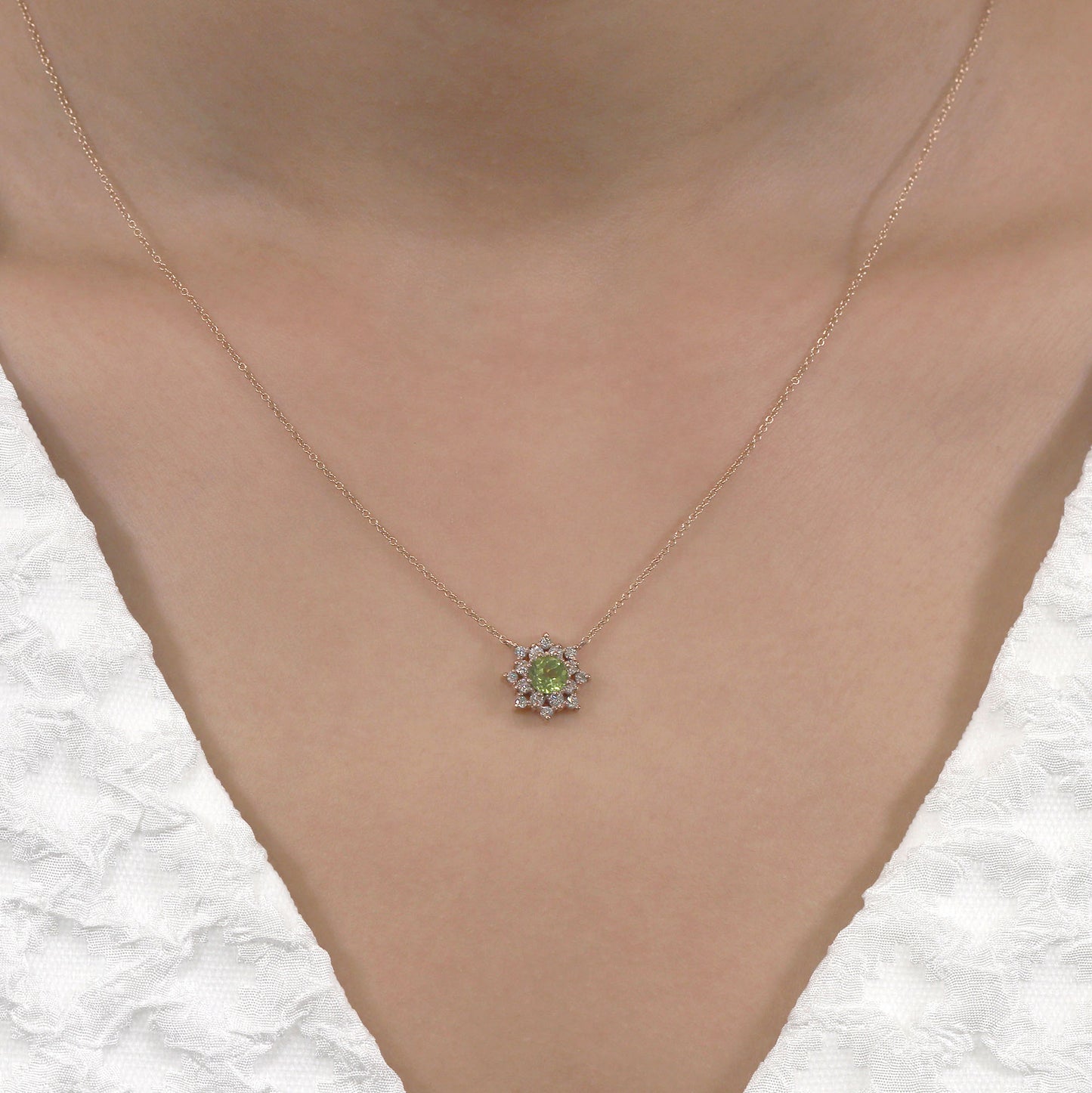 14K PERIDOT DIAMOND FLOWER NECKLACE