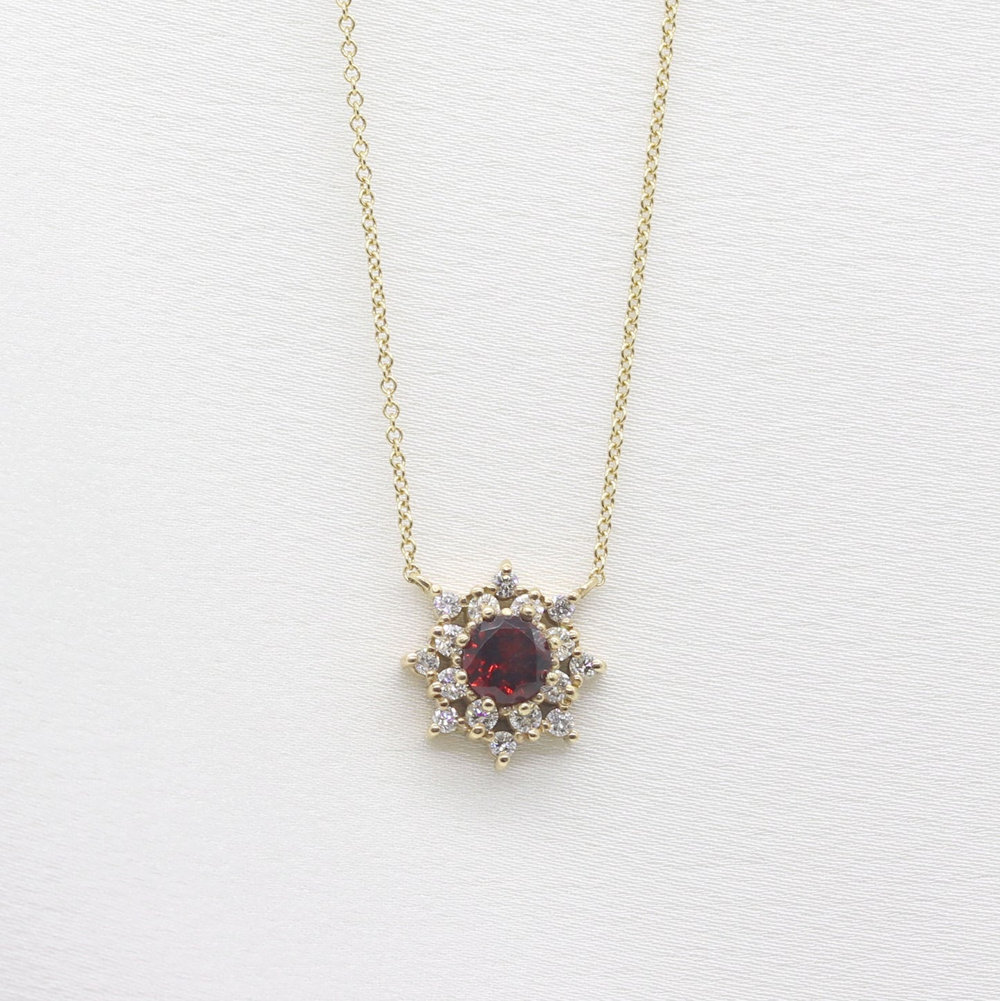 14K GARNET DIAMOND FLOWER NECKLACE