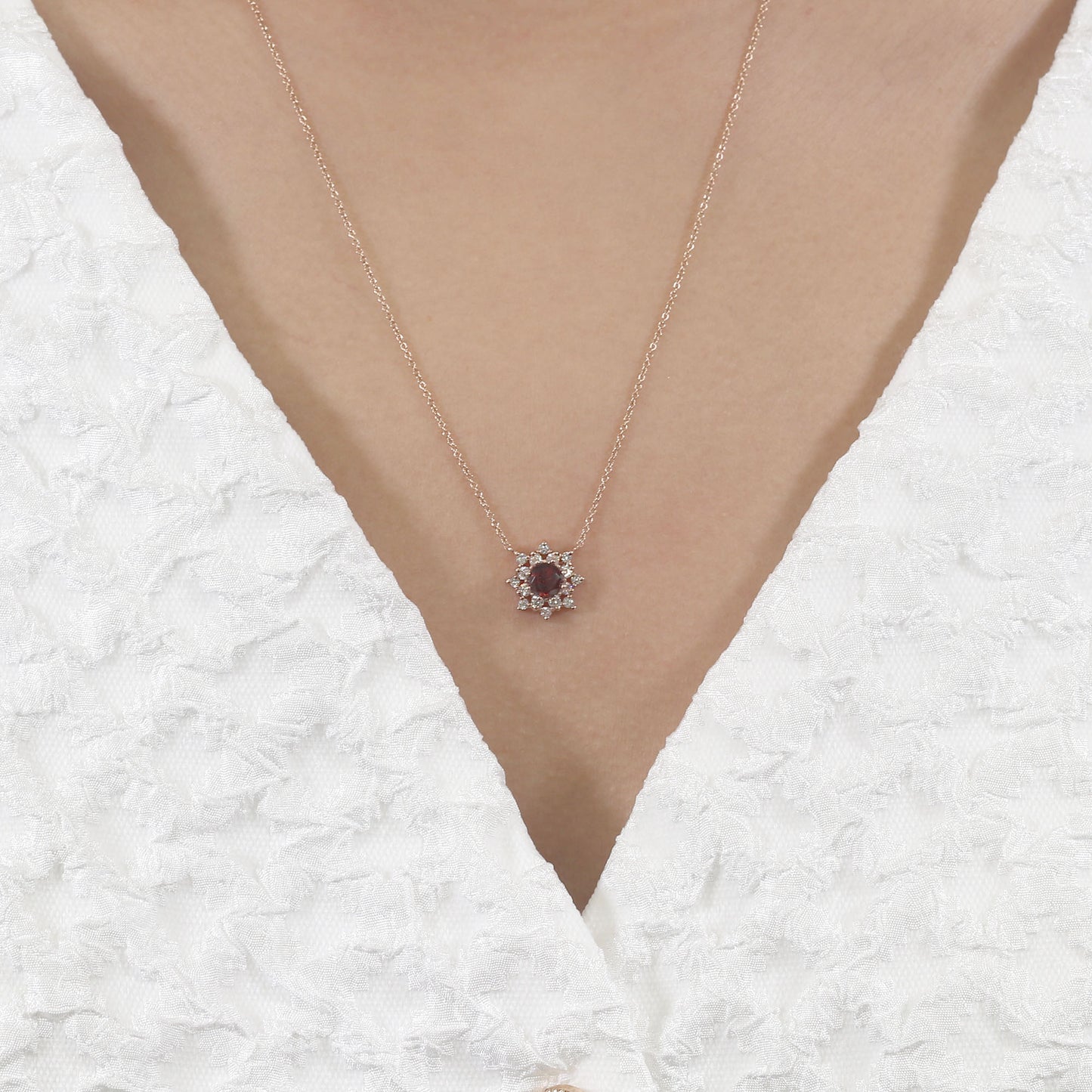 14K GARNET DIAMOND FLOWER NECKLACE