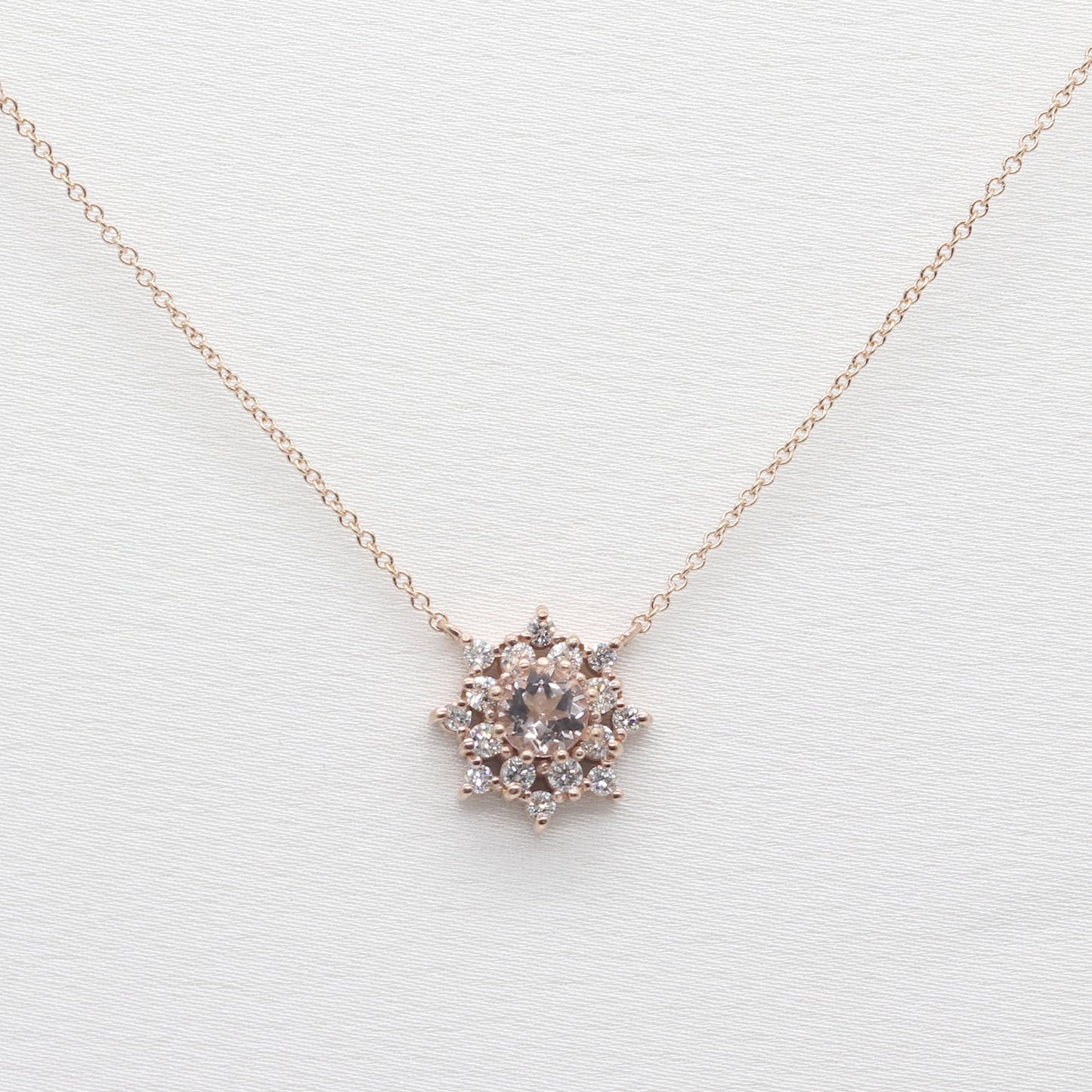 14K MORGANITE DIAMOND FLOWER NECKLACE