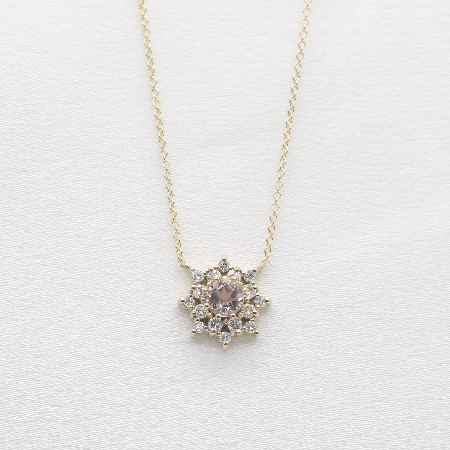 14K MORGANITE DIAMOND FLOWER NECKLACE