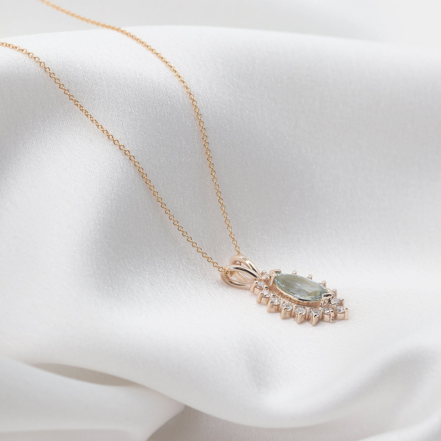 14k MARQUISE AQUAMARINE DIAMOND NECKLACE