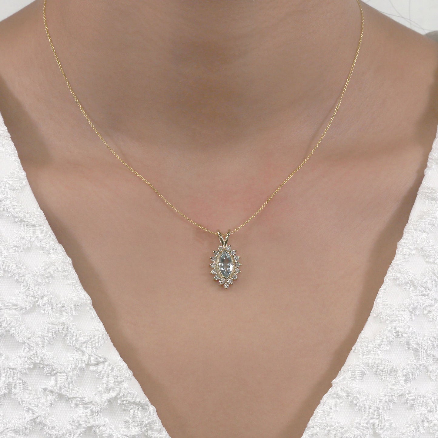 14k MARQUISE AQUAMARINE DIAMOND NECKLACE