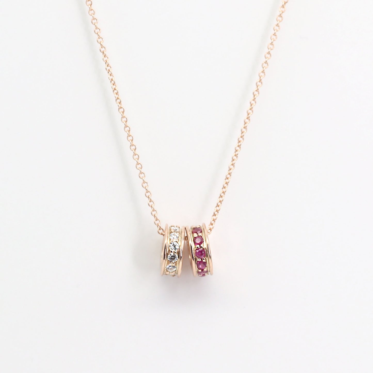 14K DIAMOND DONUT NECKLACE