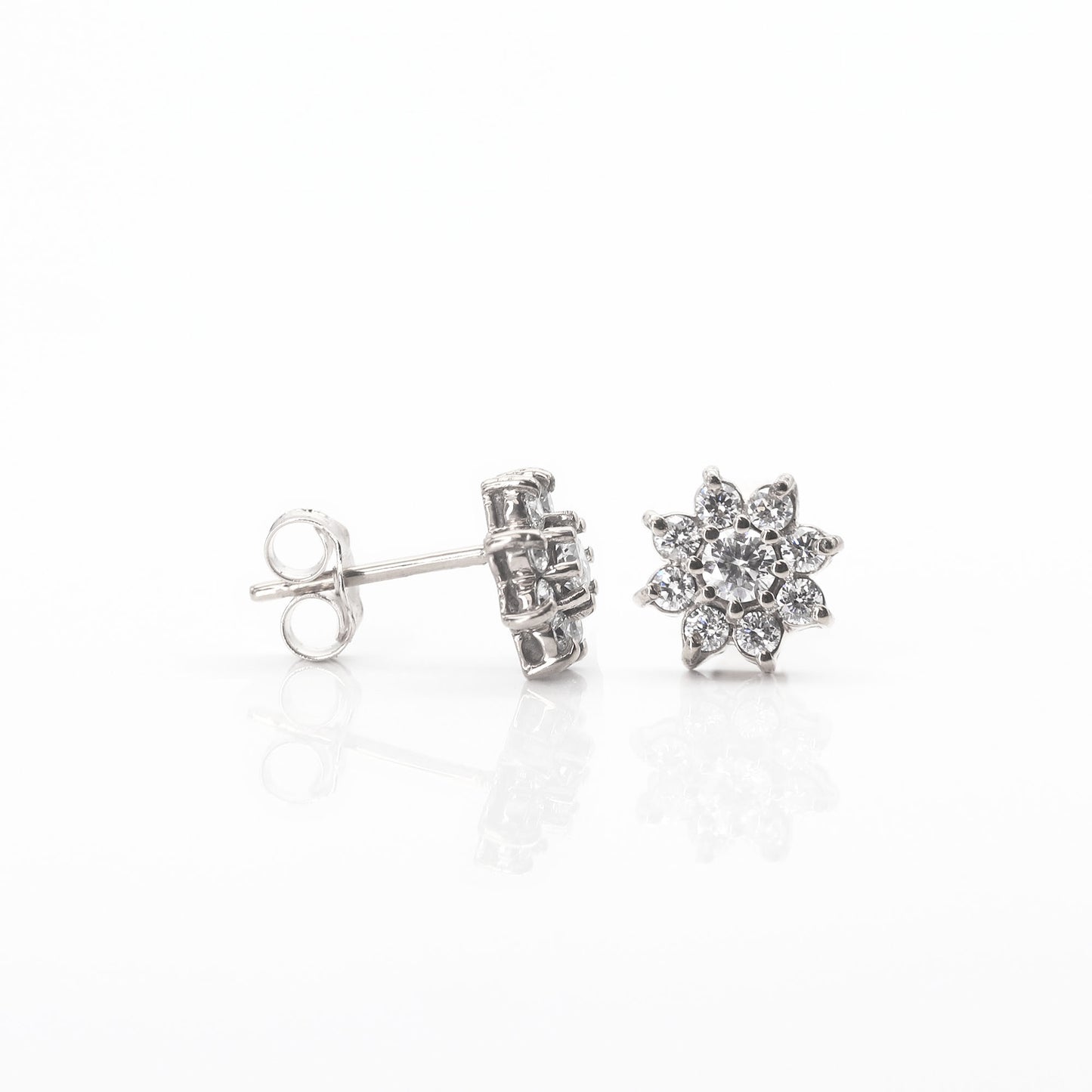 14K DIAMOND FLOWER EARRING (0.25CT AS SINGLE)