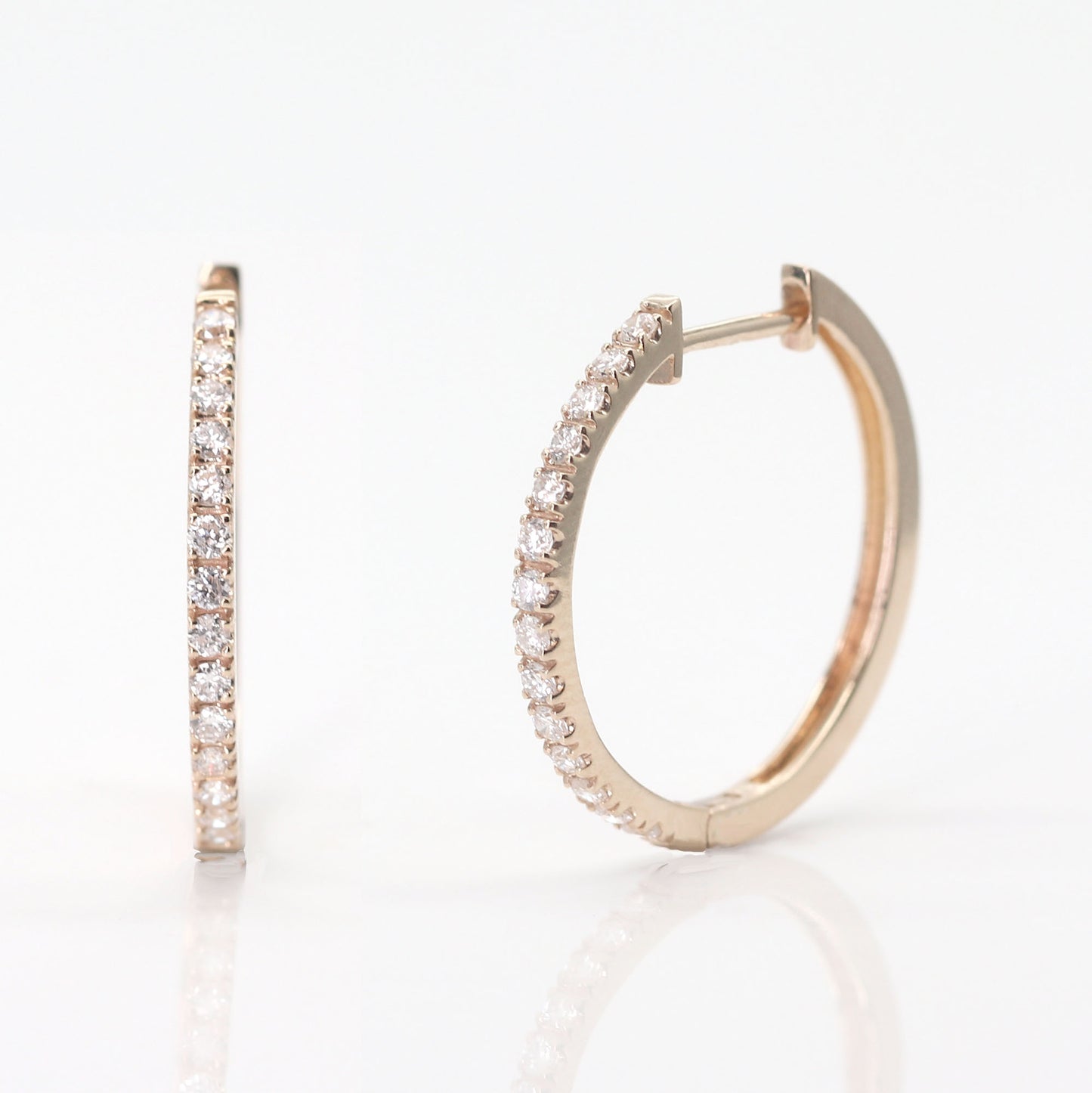 14K DIAMOND HOOP EARRING (0.19CT AS SINGLE)