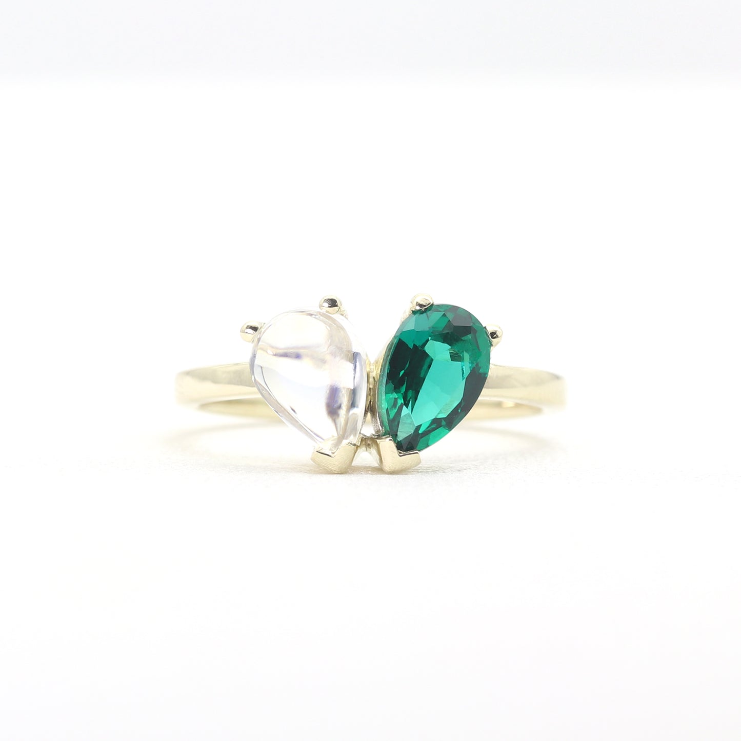 14K MOONSTONE LAB EMERALD TOI ET MOIE RING