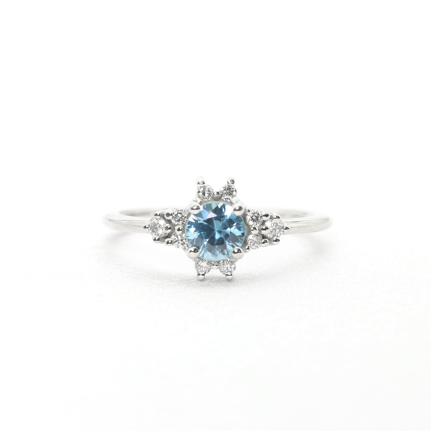 14K BLUE ZIRCON DIAMOND CLUSTER RING