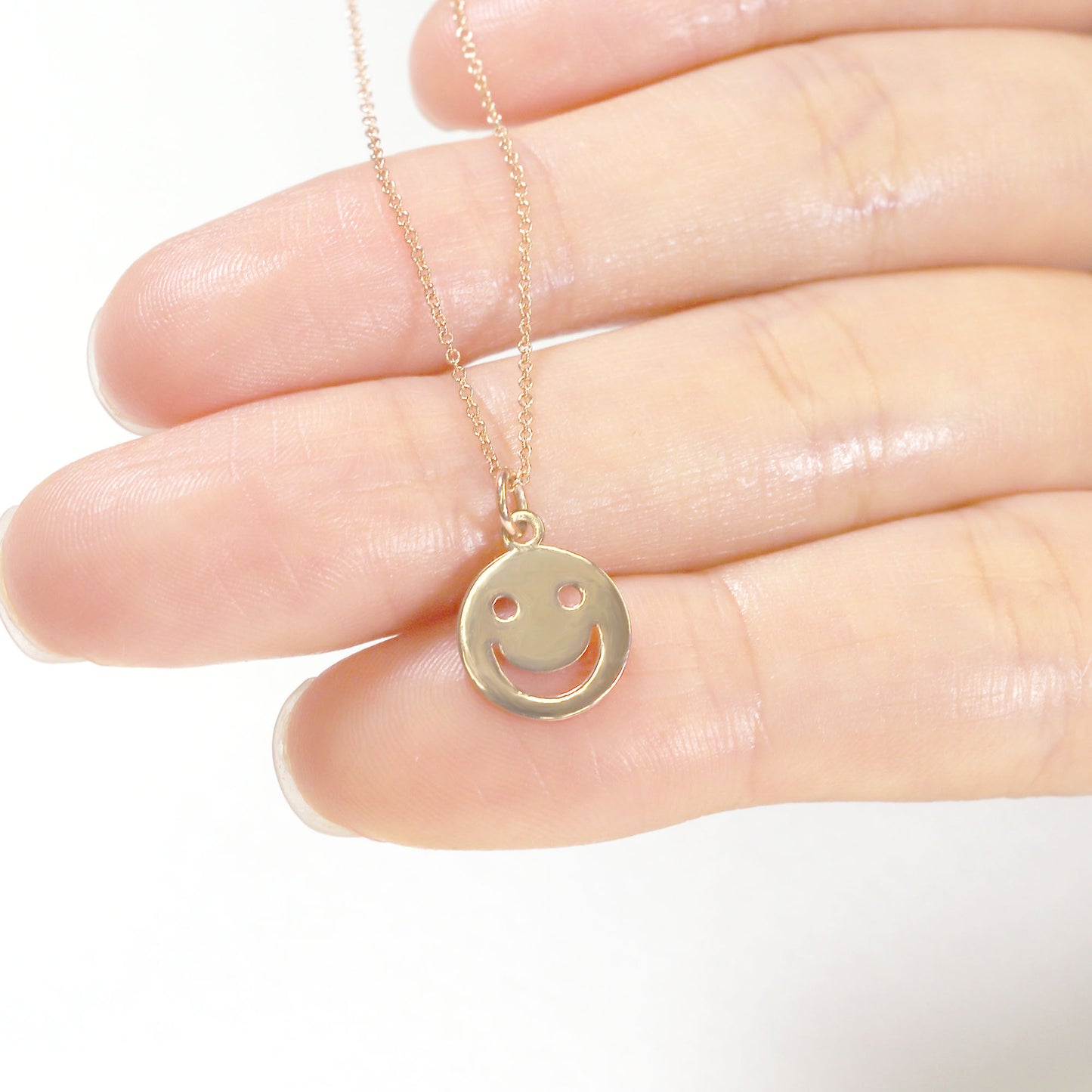 14K SMILE FACE NECKLACE