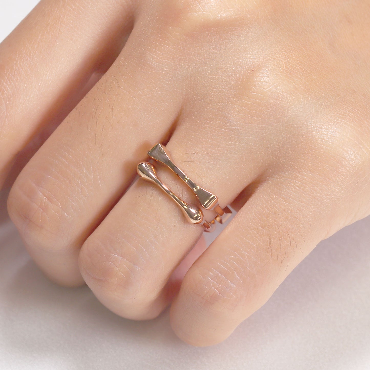 14K SQUARED POINT BAND