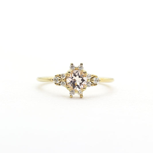 14K MORGANITE DIAMOND CLUSTER RING