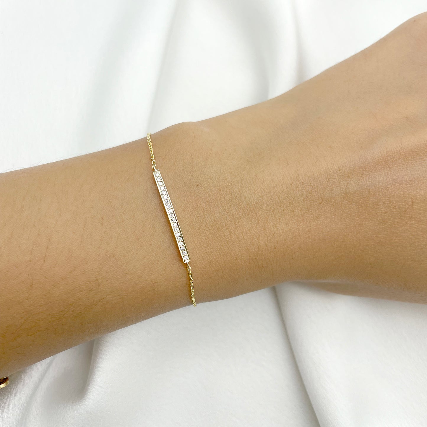 14K DIAMOND BAR BRACELET