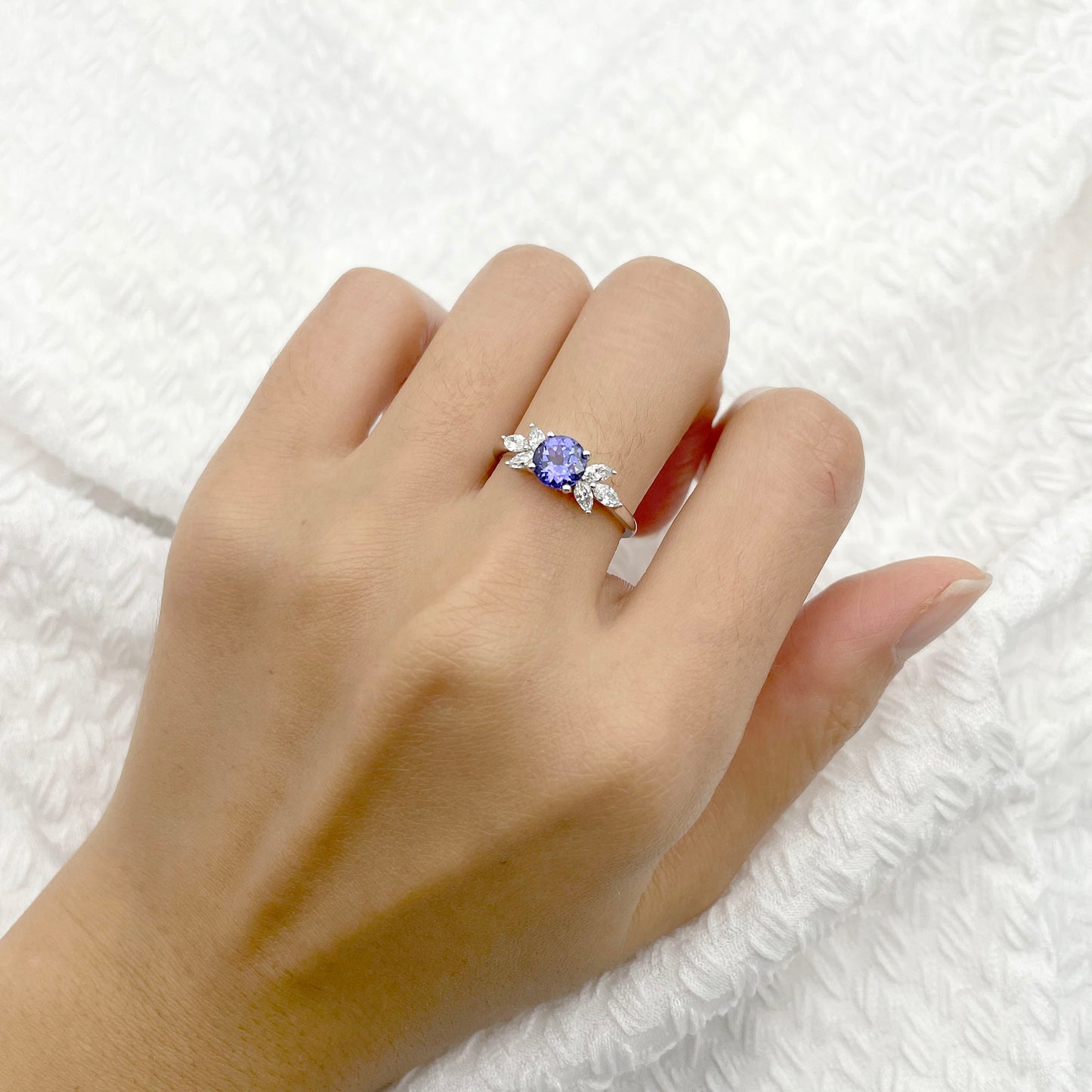 14K TANZANITE MARQUISE DIAMOND RING