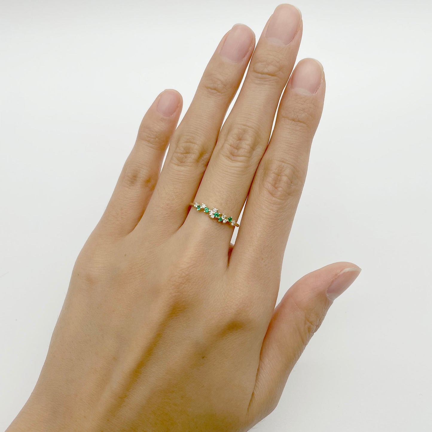 14K EMERALD DIAMOND CLUSTER BAND