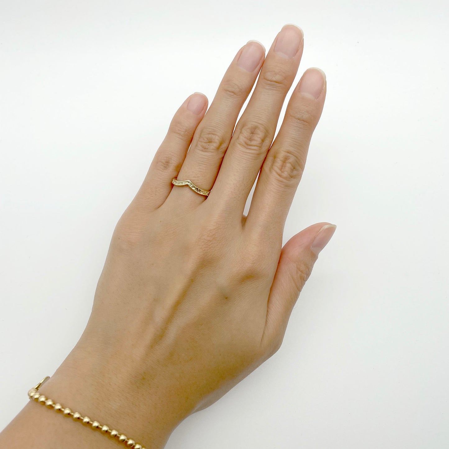 14K VINTAGE CHEVRON BAND