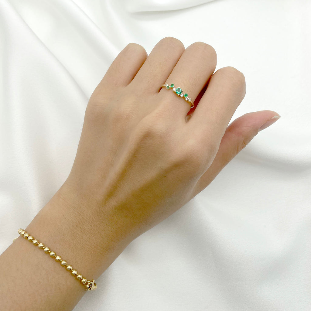 14K EMERLAD DIAMOND CLUSTER BAND