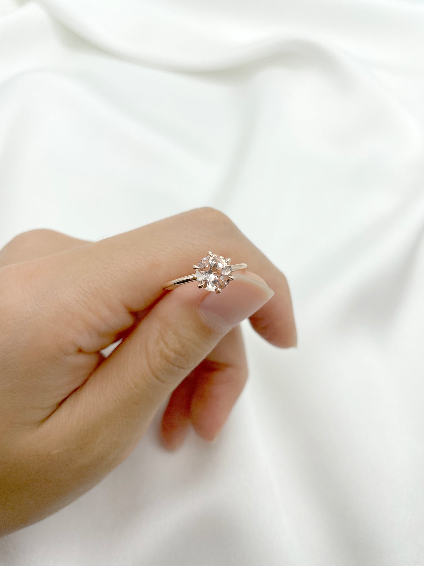 14K MORGANITE SOLITAIRE RING