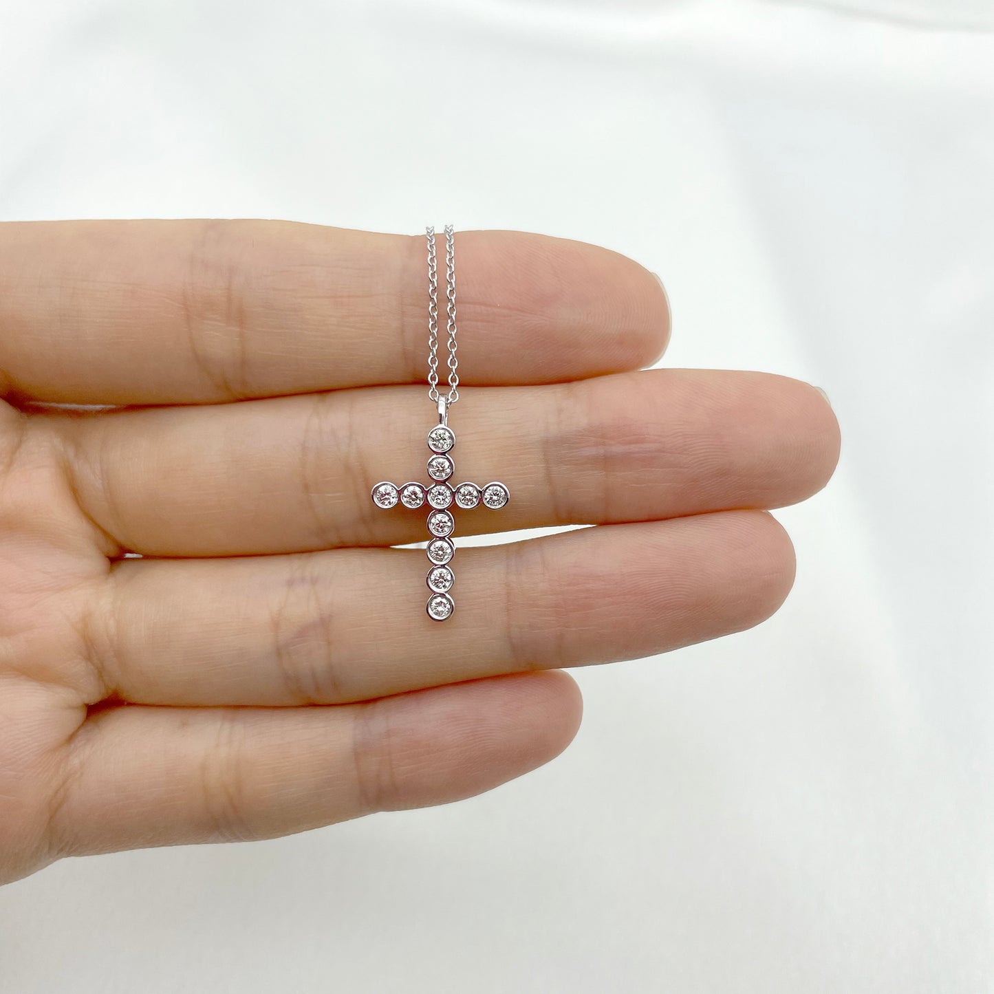 14K 0.33CT DIAMOND CROSS NECKLACE