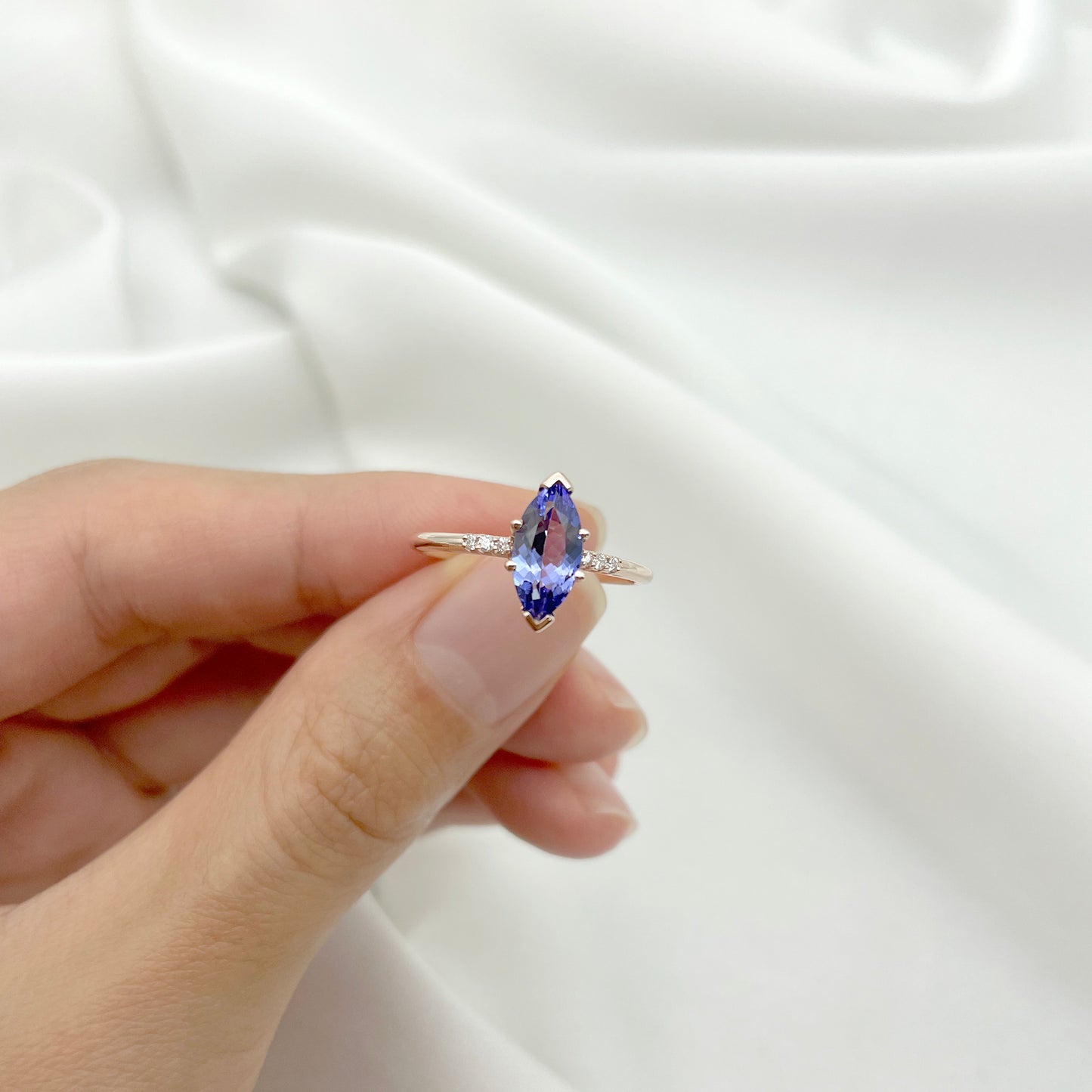 14K MARQUISE TANZANITE DIAMOND RING