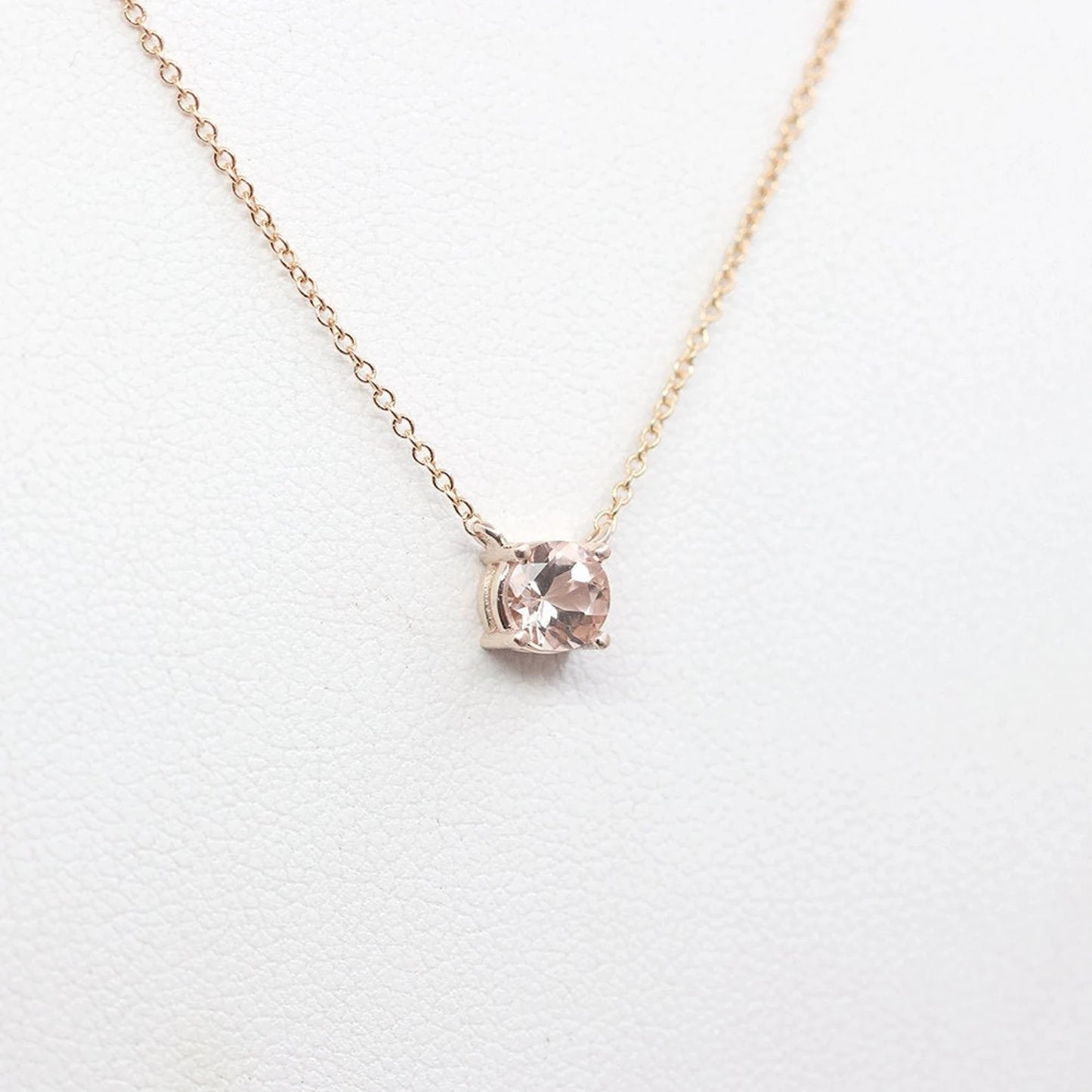 14K MORGANITE SOLITAIRE NECKLACE