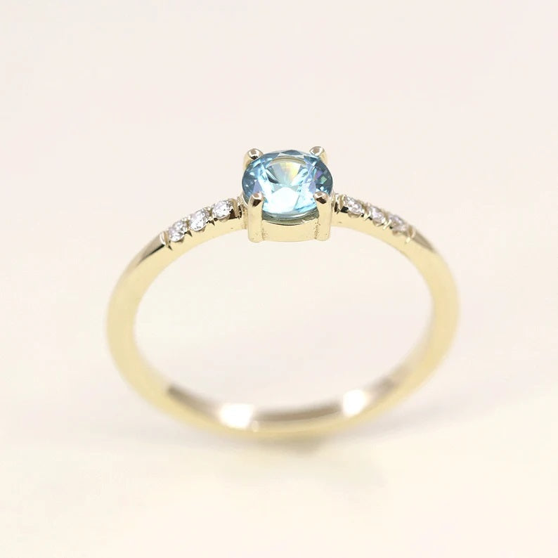 14K ROUND BLUE ZIRCON DIAMOND RING