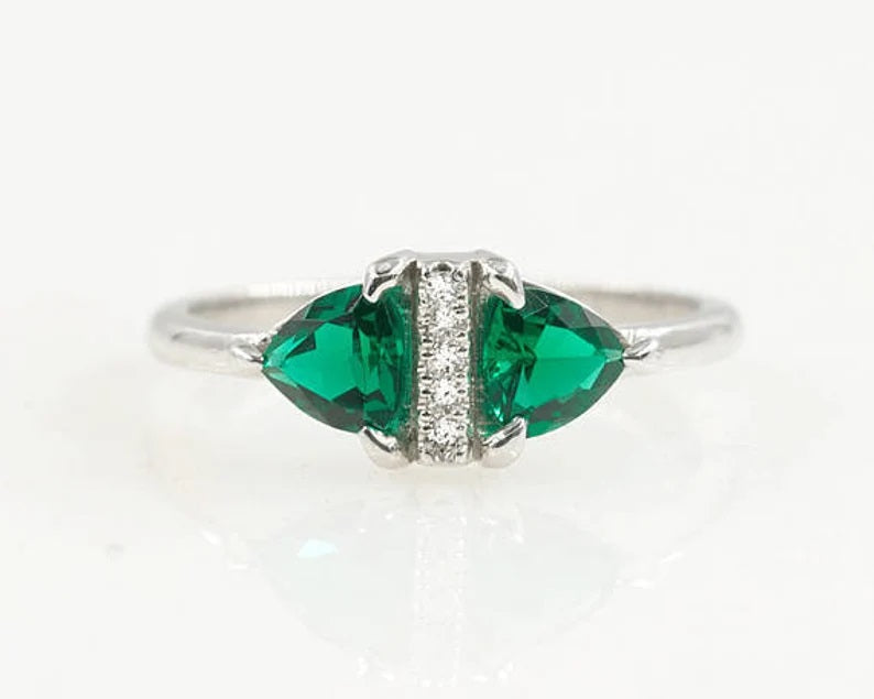 14K TRILLION LAB EMERALD DIAMOND RING