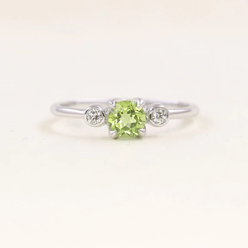 14K ROUND PERIDOT DIAMOND BEZEL RING