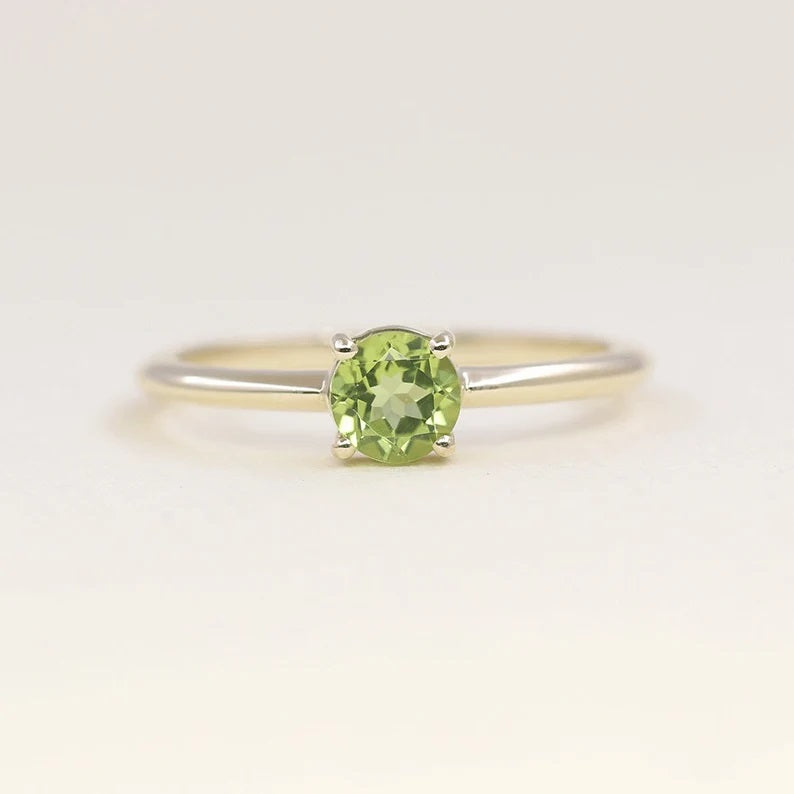 14K PERIDOT SOLITAIRE RING