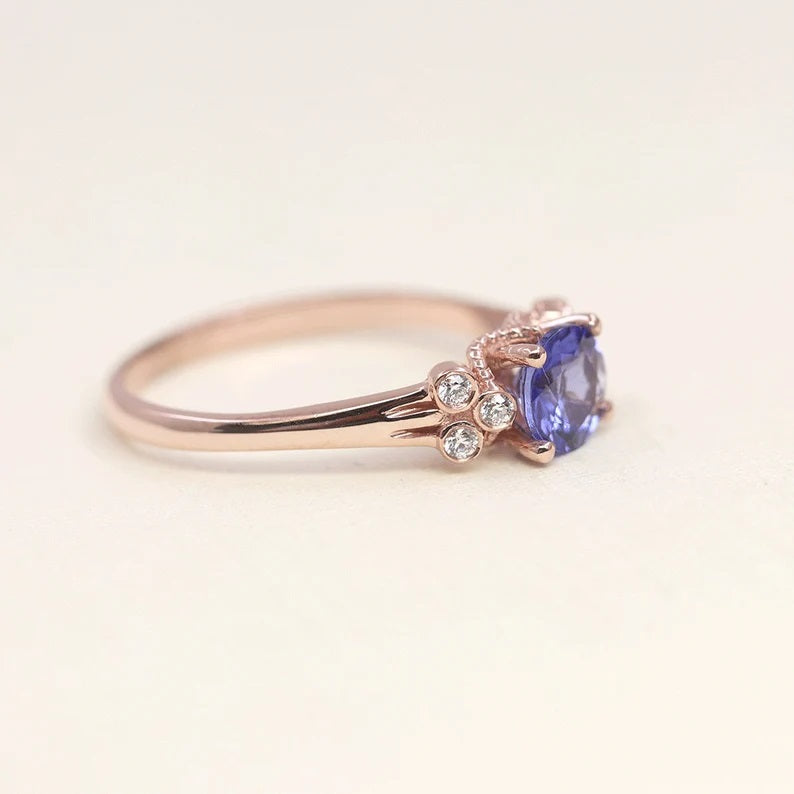 14K ROUND TANZANITE DIAMOND BEZEL CLUSTER RING