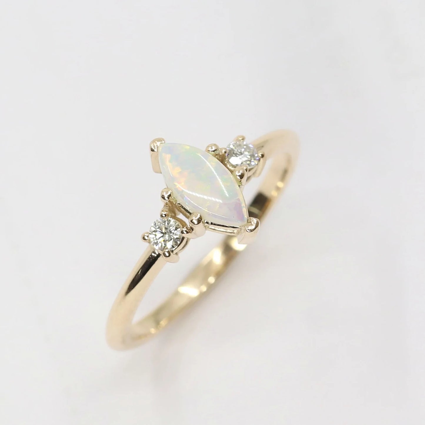 14K MARQUISE OPAL 0.10CT DIAMOND RING