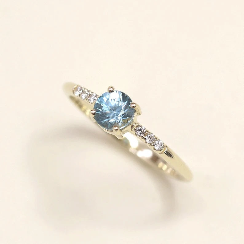 14K ROUND BLUE ZIRCON DIAMOND RING