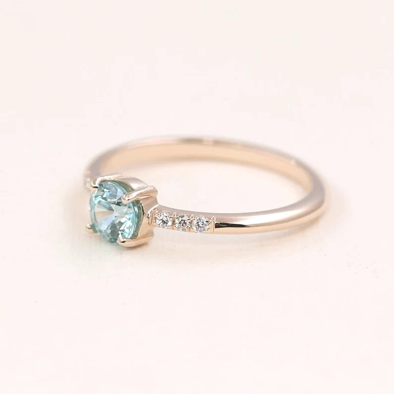 14K ROUND BLUE ZIRCON DIAMOND RING