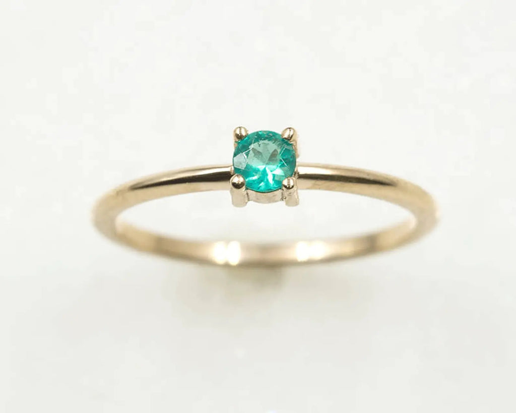 14K 0.15CT EMERALD SOLITAIRE RING