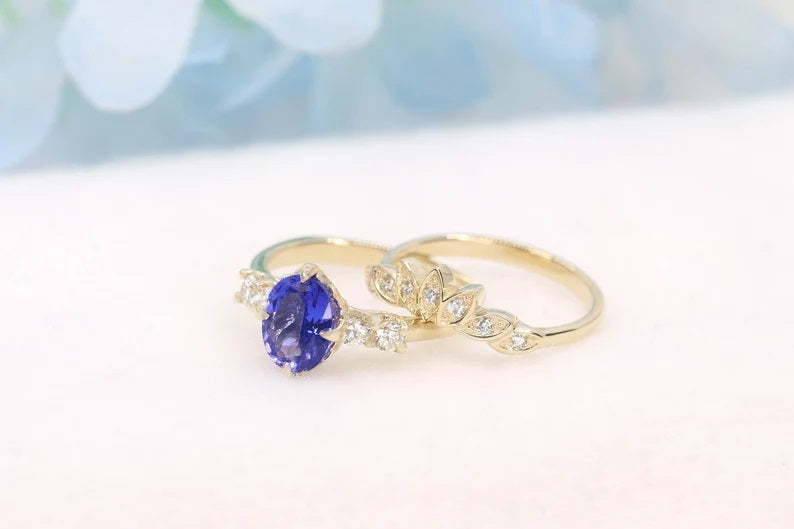 14K OVAL TANZANITE RING MARQUISE CROWN BAND 2 RING SET