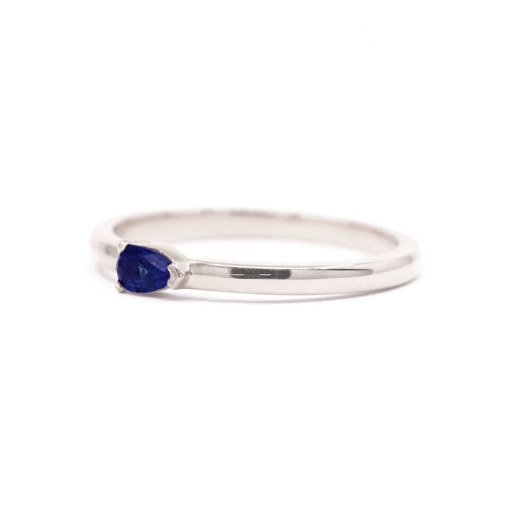 14K PEAR SAPPHIRE SOLITAIRE BAND