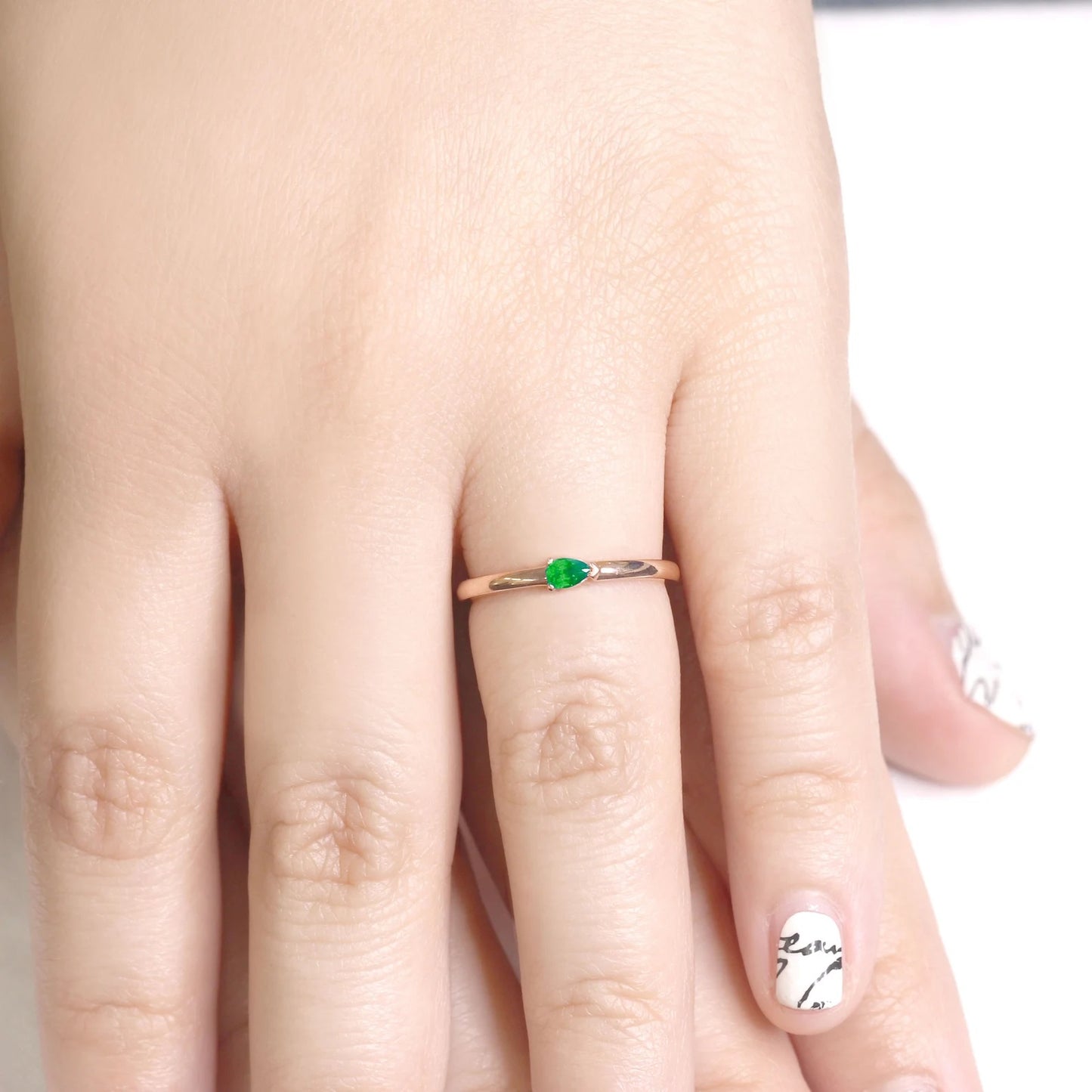 14K PEAR EMERALD SOLITAIRE RING