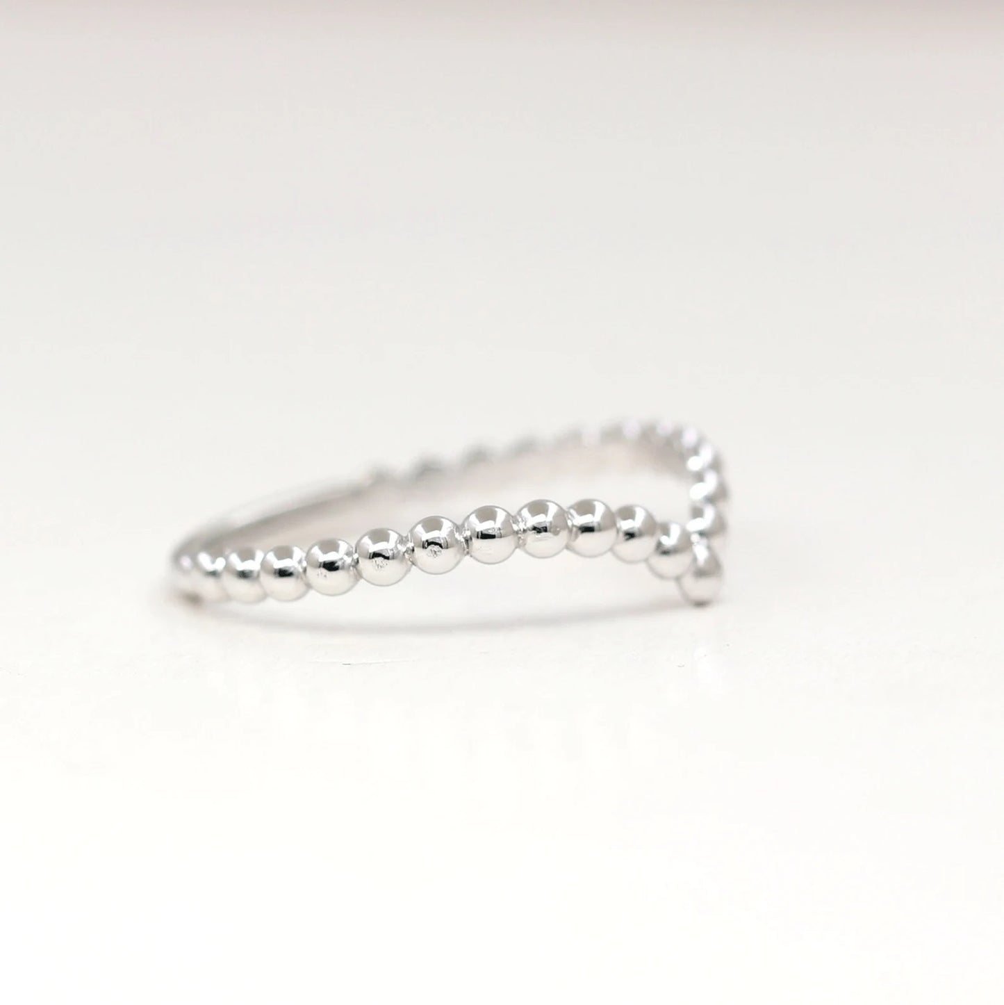 14K CHEVRON BEADED BAND