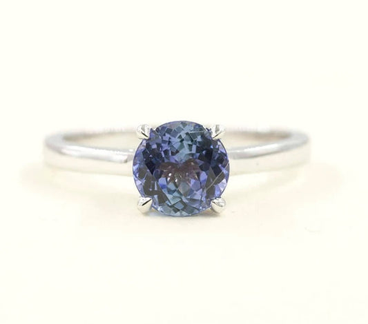 14K TANZANITE SOLITAIRE RING