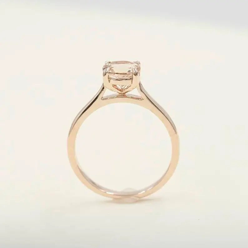 14K MORGANITE SOLITAIRE RING