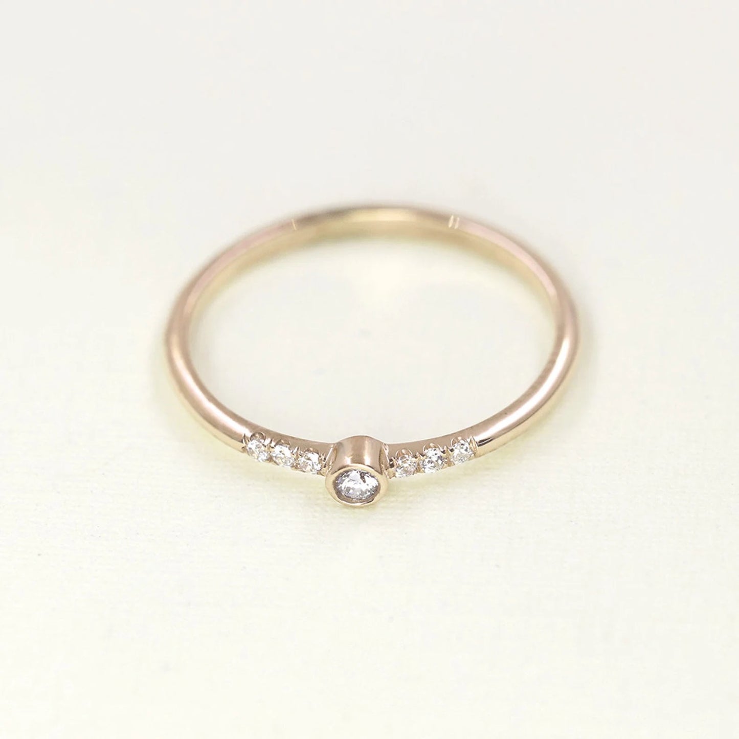 14K 0.10CT DIAMOND BEZEL RING