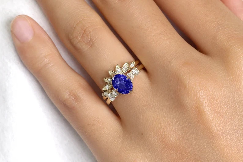 14K OVAL TANZANITE RING MARQUISE CROWN BAND 2 RING SET