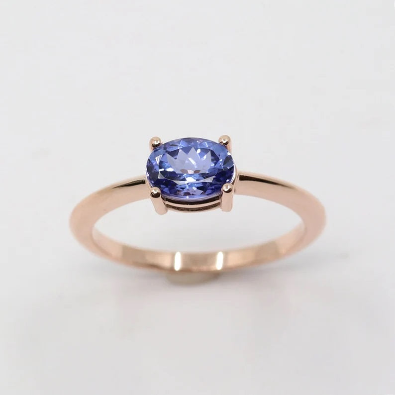 14K OVAL TANZANITE SOLITAIRE RING