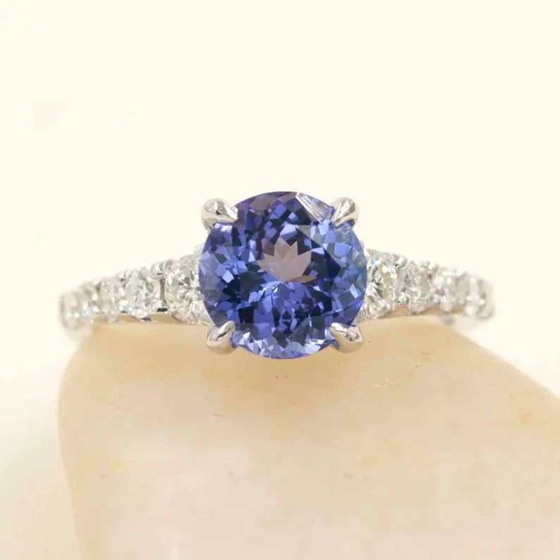 14K TANZANITE DIAMOND SOLITAIRE RING