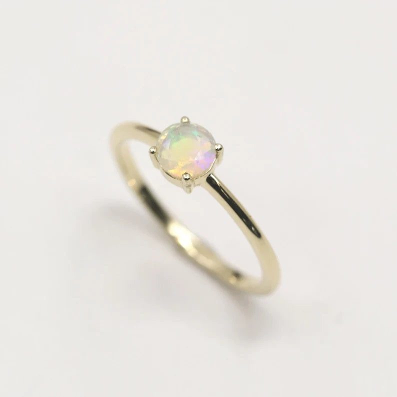 14K DIAMOND CUT OPAL SOLITAIRE RING