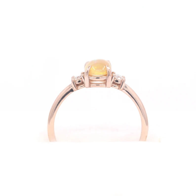 14K OVAL OPAL 0.10CT DIAMOND RING