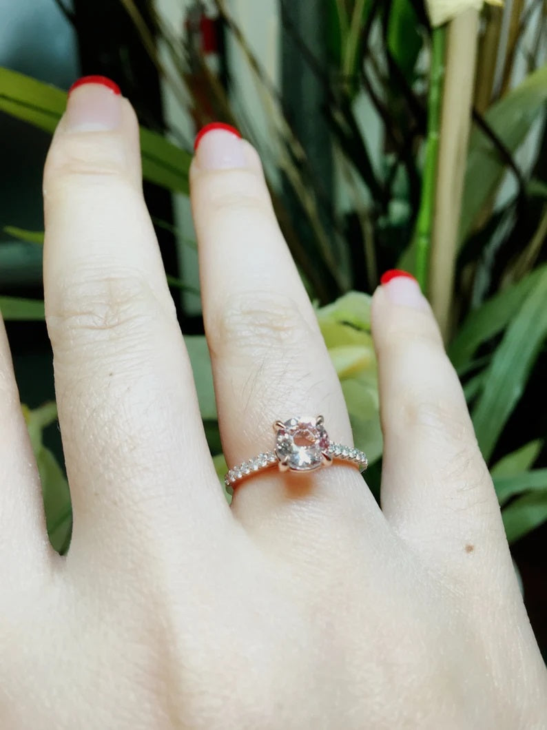 14K MORGANITE DIAMOND RING