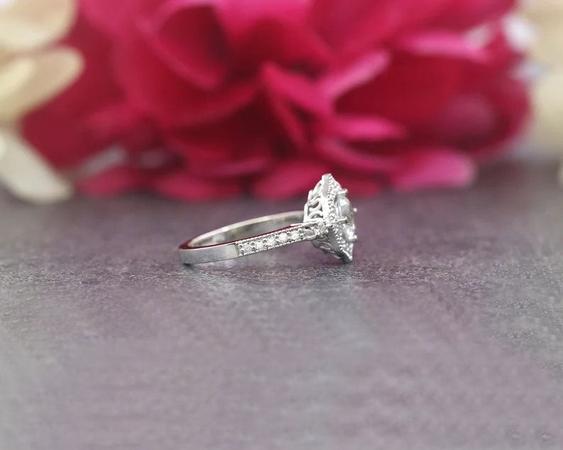 14K WHITE SAPPHIRE DIAMOND FLORAL RING